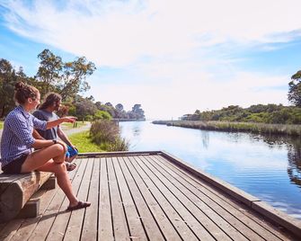 Lorne Foreshore Caravan Park - Lorne