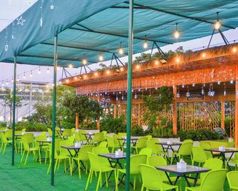 Sky Garden Homestay - Olongapo - Restaurang