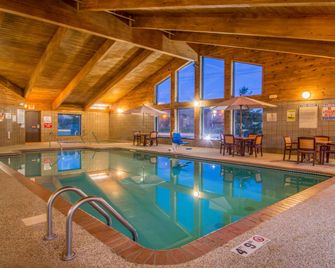 أميريك إن أميس - أميس - حوض السباحة