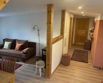 Neu! Ferienwohnung Ostseebeere - Dargelin - Sala de estar