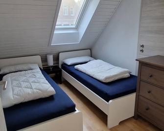 Apartment in the countryside in Hollige for 6 people plus 2 child's travel cots - Walsrode - Schlafzimmer