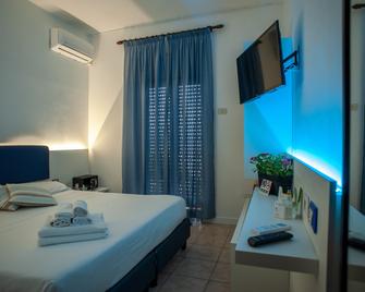 Baron Beach Hotel - Minturno - Спальня