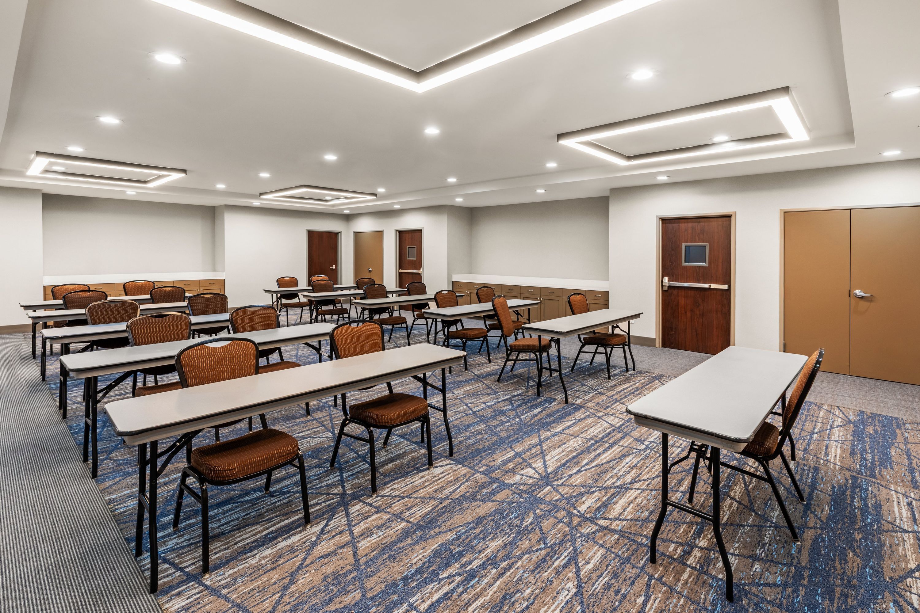 Holiday Inn Express & Suites San Antonio - Frost Bank Ctr By IHG - San Antonio - Ruang rapat