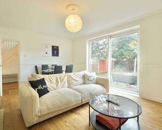 Greenwich Retreat - 4bed home - London - Living room