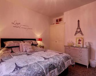Ashford House Guest House - Bridlington - Bedroom