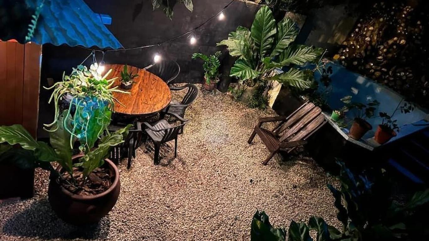Pura Vida Hostel