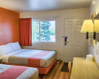 Motel 6 Everett North - Everett - Phòng ngủ