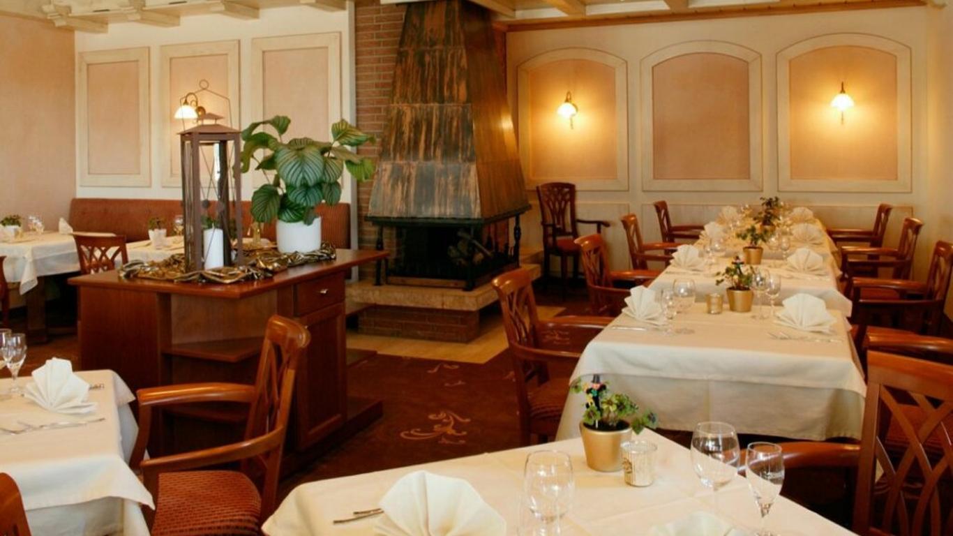 هوتل شفارتسفالد زونينهوف