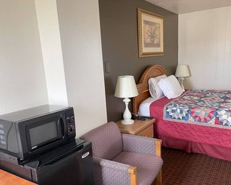 Royal A Motel - Auburn - Bedroom