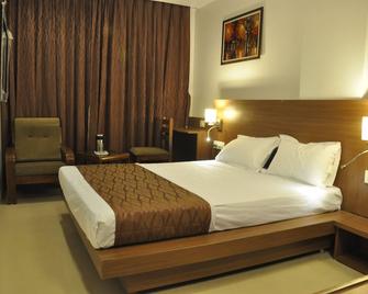 Hotel Kalyan - Vadodará - Ložnice