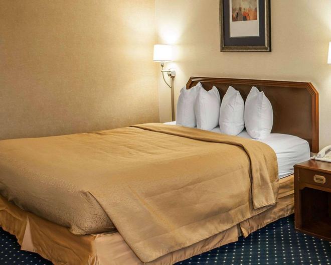 Quality Inn Suites C 87 C 1 5 4 Goshen Hotel Deals