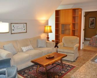 Lovely one bedroom apartment private entrance utilities included - Bel Air