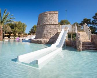 Insotel Club Maryland - Platja de Migjorn - Pool