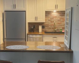 Perfect Little Condo in Downtown Auburn. - Auburn - Küche