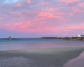 Cunard Apartments - Douglas - Habitación