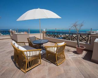 Lilly City Center Hostel - Hurghada - Balcony