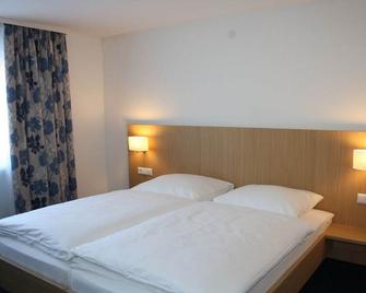 Hotel Bahnhof Jestetten - Jestetten - Habitación