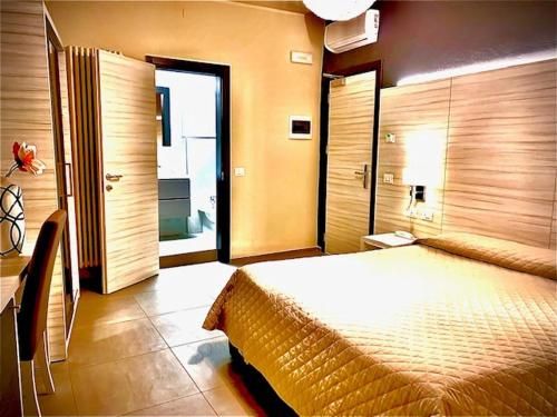 Hotel Stella thumbnail 2