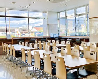 Toyoko Inn Higashi hiroshima Ekimae - Higashihiroshima - Restaurace