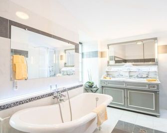 Manoir De Ponsay - Chantonnay - Salle de bain