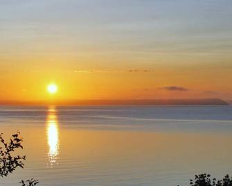 Amazing Puget Sound Waterfront Home. Incredible Views, Olympic Peninsula, Wa. - Port Ludlow - Playa