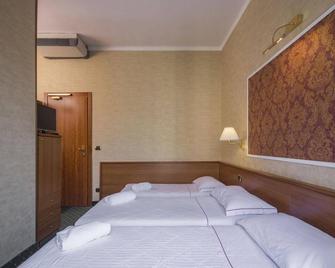 Nuovo Hotel del Porto - Bolonia - Habitación