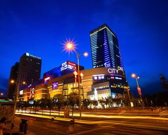 Holiday Inn Express XI'an North By IHG - Xi'an - Edificio