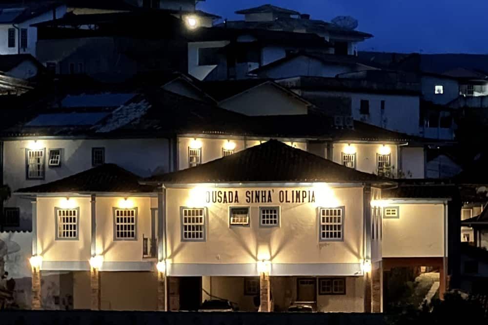 بوسادا سينها أوليمبيا - أورو بريتو - مبنى