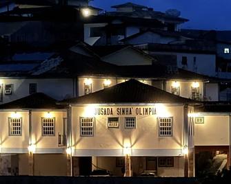 بوسادا سينها أوليمبيا - أورو بريتو - مبنى