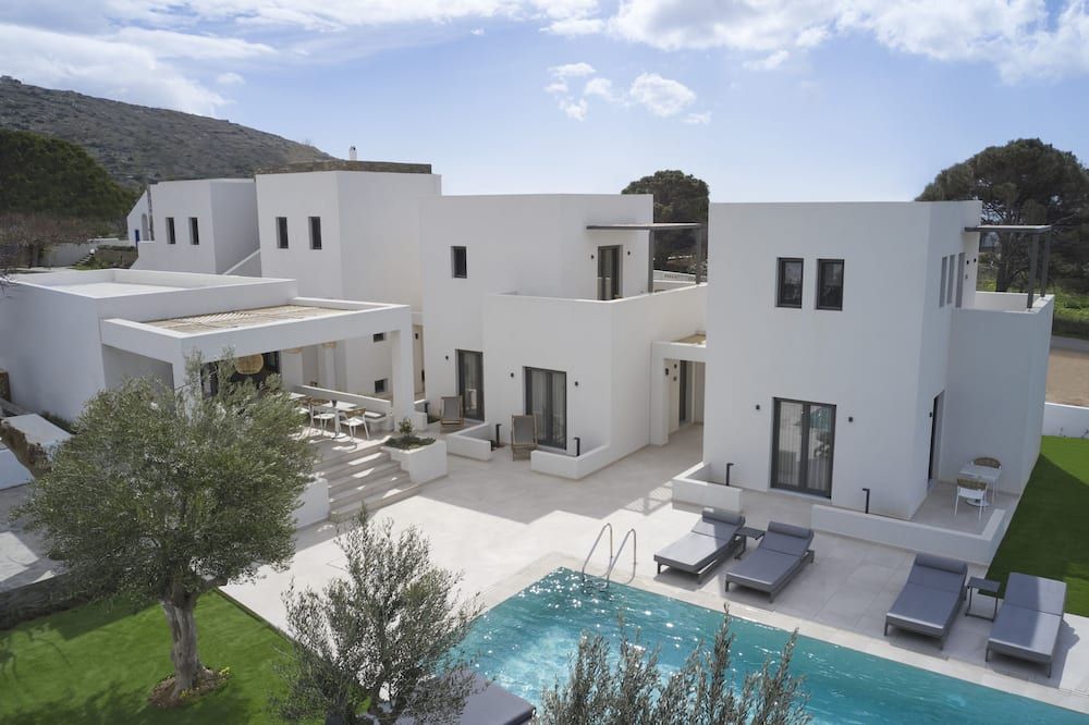 Isida Hotel - Kato Agios Petro - Gebäude