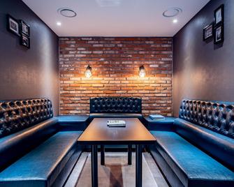 Soseol Smith Hotel - Yongin - Salónek