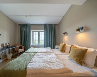 Hotel Stafholt - Borgarnes - Bedroom