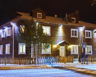 Guest House Salako - Salakas - Edificio
