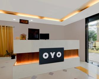 Hotel O Pushpa Grand - Shamshabad - Recepción