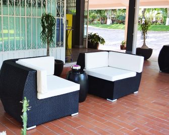 Rancho Macloy Hotel Spa & Social Events - Yautepec de Zaragoza - Patio