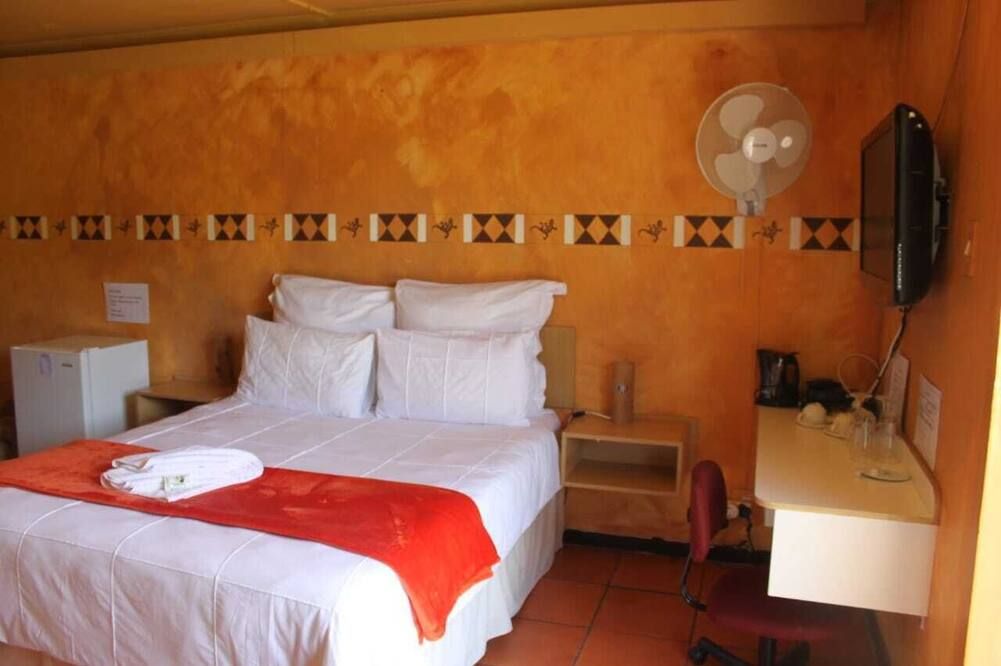 Tranquil place with beautiful gardens - איסט לונדון - חדר שינה