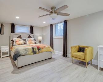 Modern Decatur Getaway about 8 Mi to Downtown Atlanta! - Decatur - Bedroom