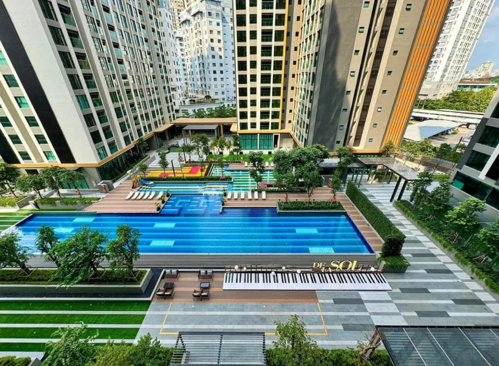 Imperial De La Sol District 4 - هوتشي مين سيتي - حوض السباحة