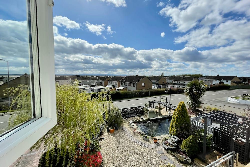 بوجانغلس جيست هاوس