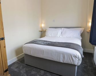 West Morton Suite - Thornhill - Building