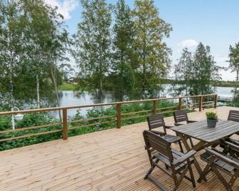 Holiday Home Salmiranta by Interhome - Jämijärvi - Balcón