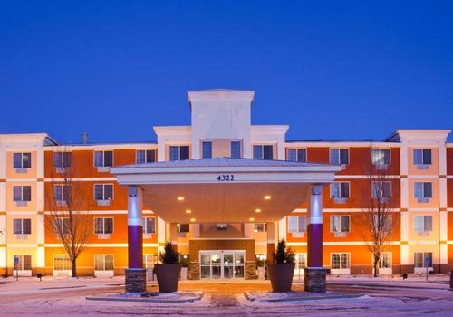 Best Hotel in St. Cloud  Holiday Inn & Suites St. Cloud