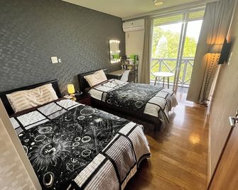 Peace Inn Hagi - Hagi - Schlafzimmer