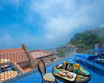 L'Incanto - Furore - Балкон