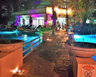 Park lane resort Pattaya 2 bedroom condo fully equiped - Jomtien - Uima-allas