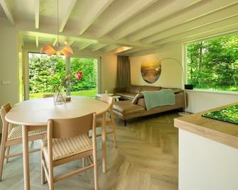 Het Ongerepte 18 bungalow with privacy near beach - Renesse - Eetruimte