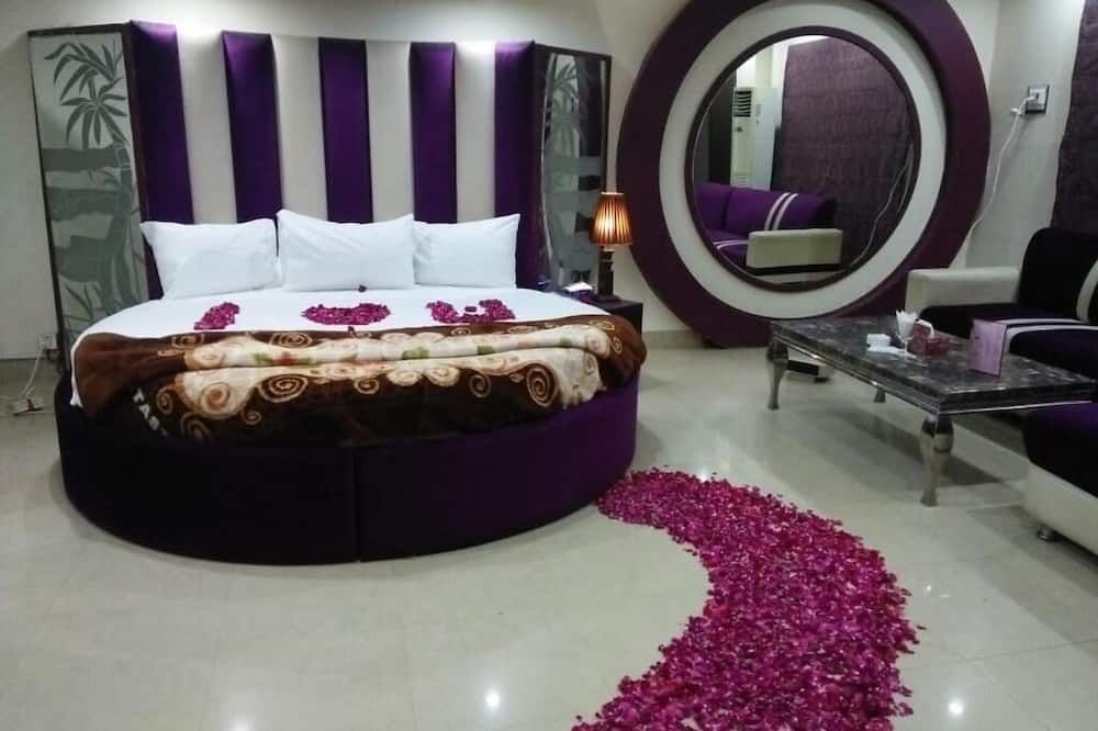Fair Mont - Multān - Bedroom