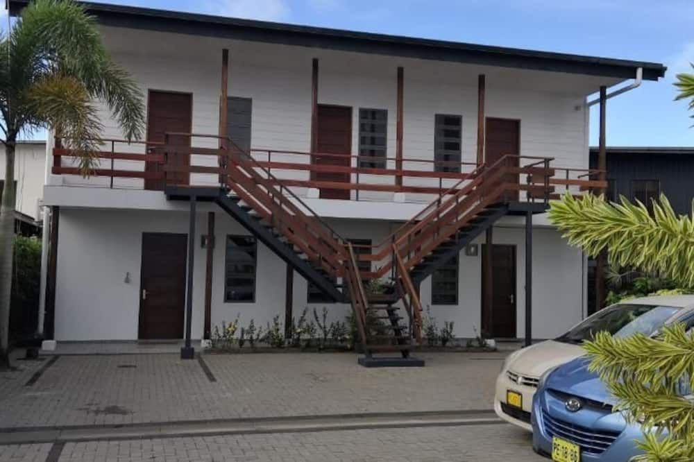 Bij Brakke - Paramaribo - Gebouw
