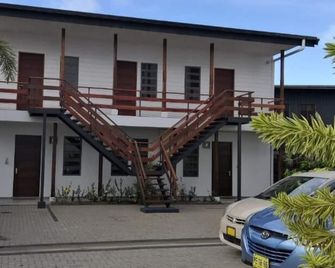 Bij Brakke - Paramaribo - Gebouw