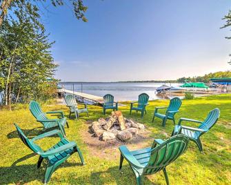 Crivitz Lakefront Escape with Boat Dock and Slip! - Crivitz - Patio